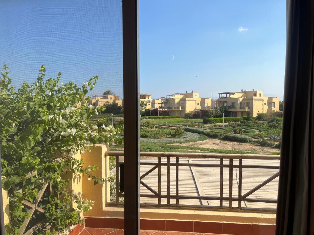 Sea View Villa Ain Bay: Spacious 5-Bedroom Retreat in Ain Sokhna Ain Sukhna Exterior photo