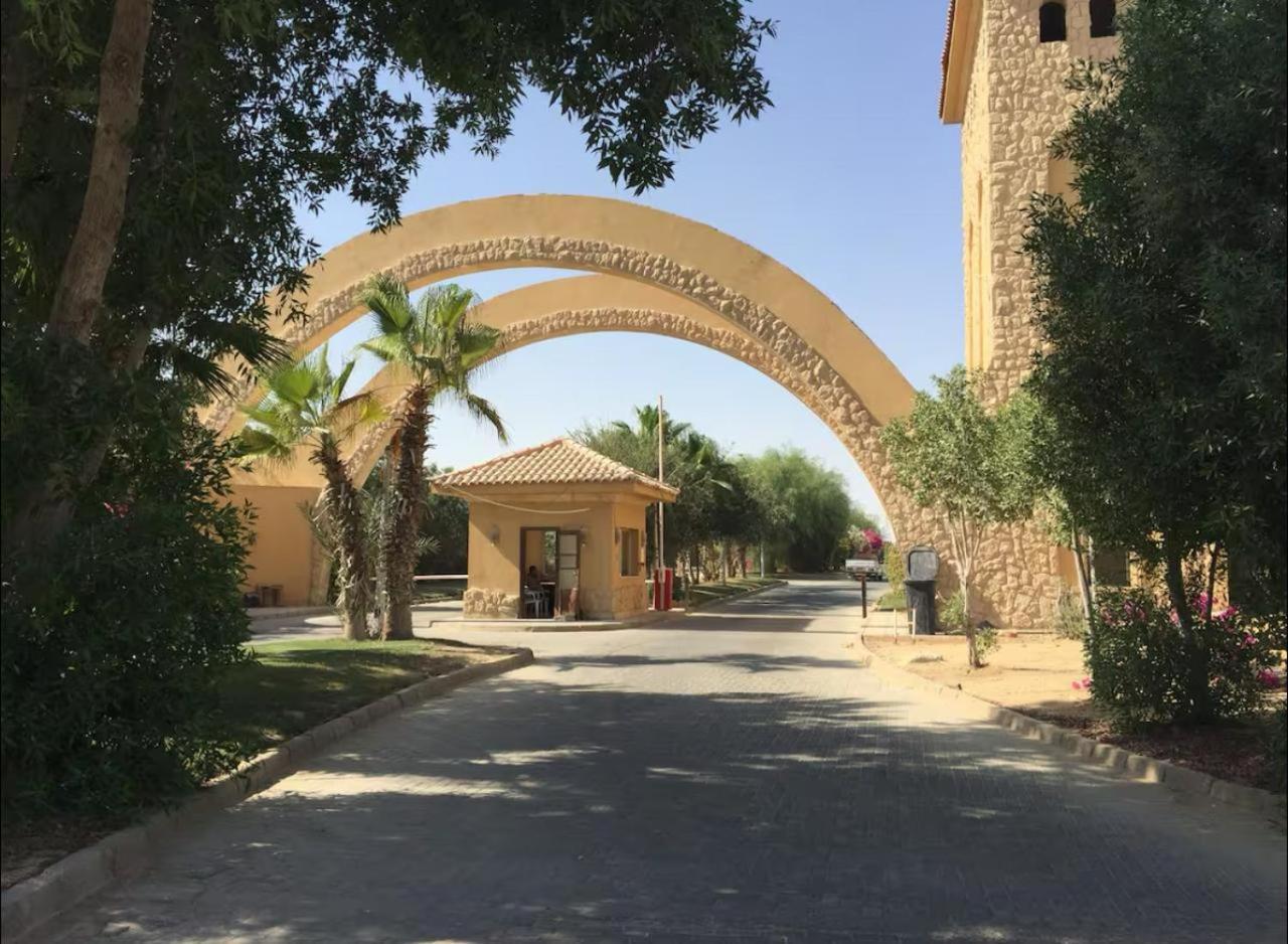 Sea View Villa Ain Bay: Spacious 5-Bedroom Retreat in Ain Sokhna Ain Sukhna Exterior photo