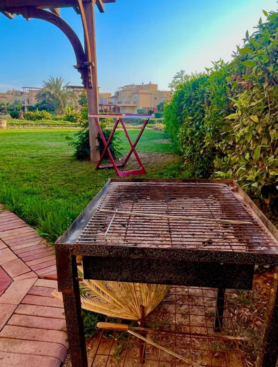 Sea View Villa Ain Bay: Spacious 5-Bedroom Retreat in Ain Sokhna Ain Sukhna Exterior photo